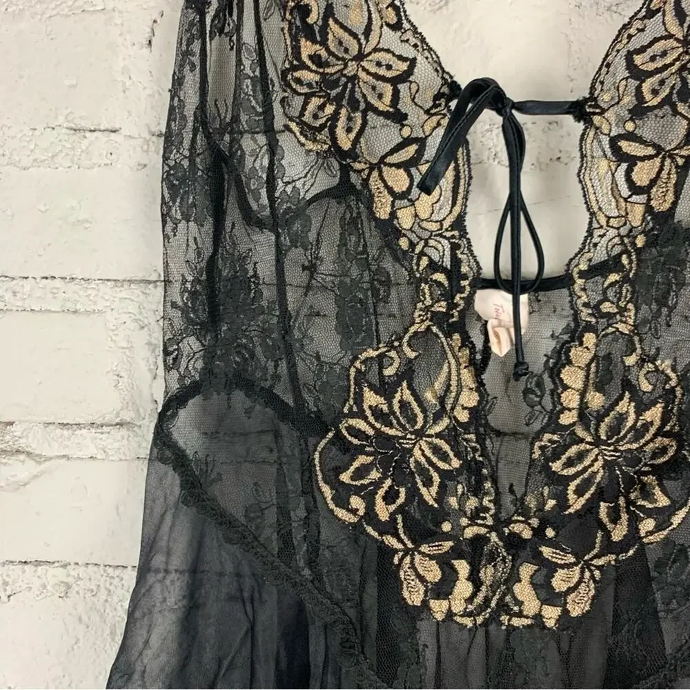 Vintage Tres Chic Nylon Deep V Front Tie Cutout Lace Babydoll Chemise Small - Picture 9 of 9